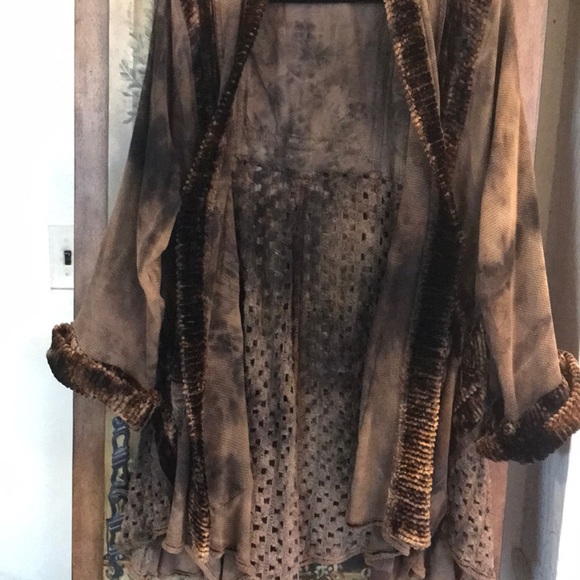 Velvet and knit Knee Length Coat - Picture 7 of 8